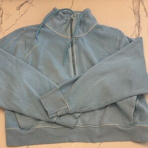 Old Navy Women's Light Blue Zip Up Sweater